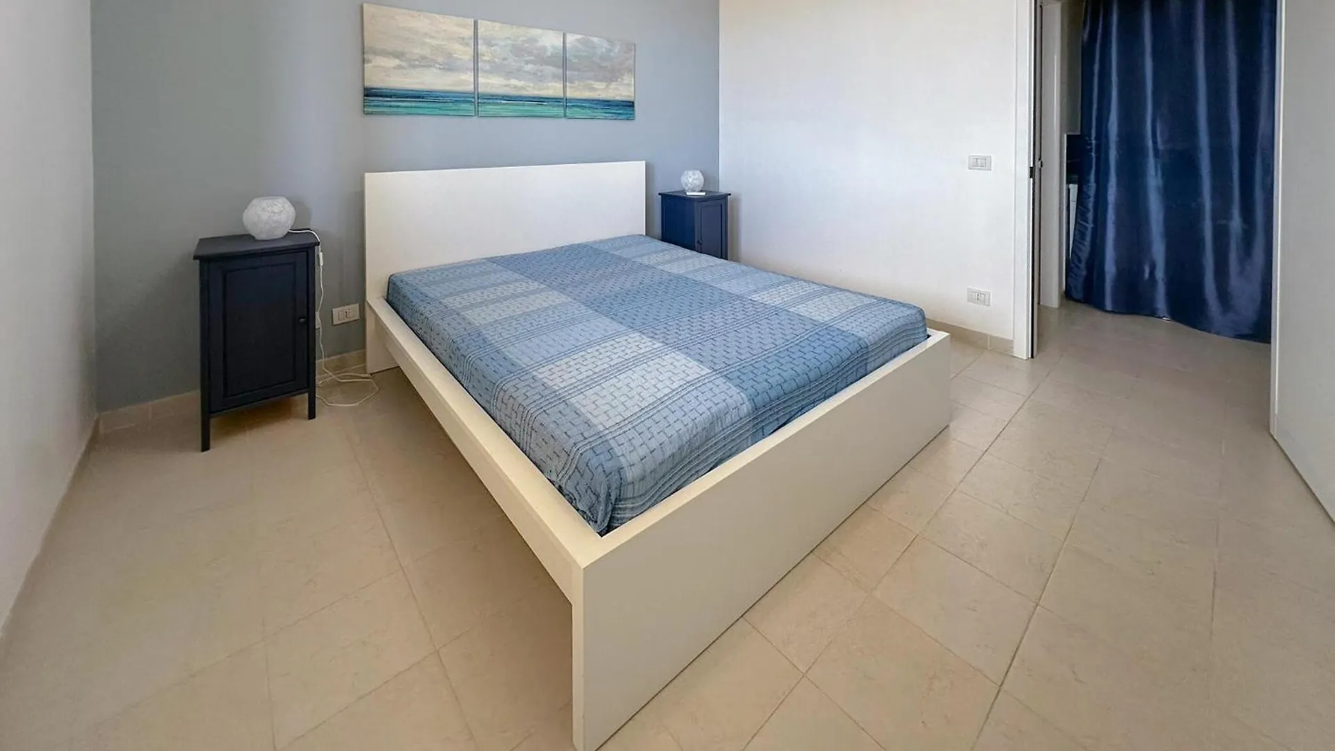 Gorgeous Apartment In Marina Di Ragusa With House Sea View Italy