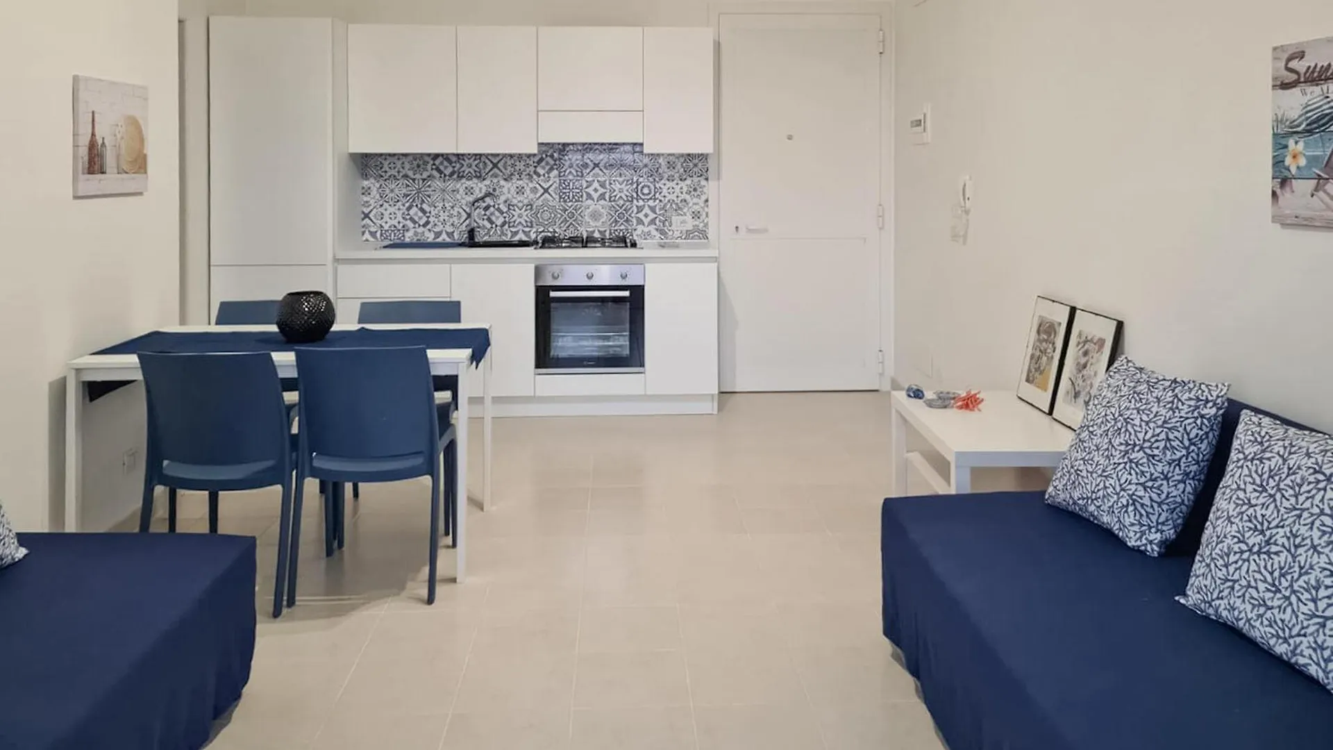 Gorgeous Apartment In Marina Di Ragusa With House Sea View