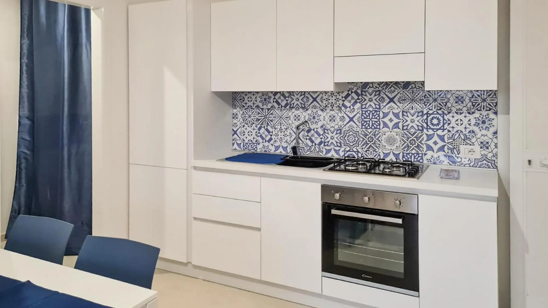 Gorgeous Apartment In Marina Di Ragusa With House Sea View 0*,  Italy