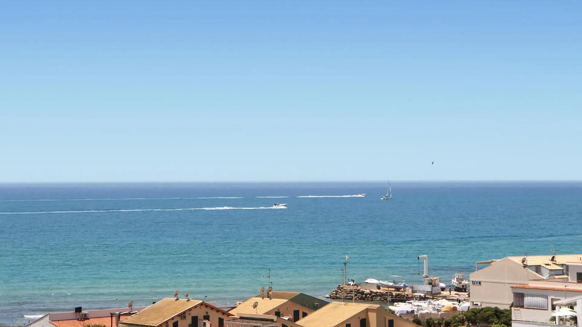 Gorgeous Apartment In Marina Di Ragusa With House Sea View Italy